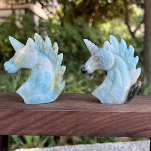 2.5 inch Carved crystal unicorn , carved Crystal Animal, Gemstone unicorn Sculpture ,unicorn carving,  Home Decor, healing crystal
