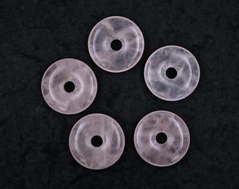 Colgante de donut de cuarzo rosa, cuentas de piedras preciosas naturales (30 mm)