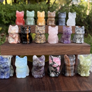 1.5 &quot; Nature crystal cat , carved Crystal Animal, Gemstone cat Sculpture , catcarving,  Home Decor, Crystal Gift