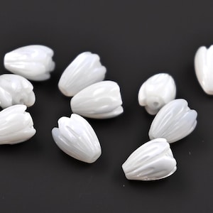Nature 10*7.5 mm MOP flower beads ,white shell pikake spacer beads , jasmine flower mop beads , 5/10 pcs ,D0028