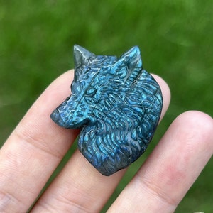 Labradorit Wolfskopf geschnitzt, geschnitztes Kristalltier, Edelstein Wolf Skulptur, Wolf schnitzen Anhänger, Wohnkultur, Kristall Geschenk