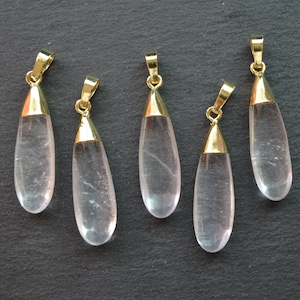 Colgante de cuarzo cristalino transparente con forma de gota de agua natural para collar de mujer