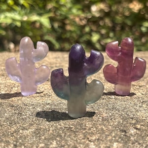 1.5&quot; Carved fluorite cactus , Gemstone cactus Sculpture , fluorite cactus carving,  Home Decor ,healing chakra Figurines