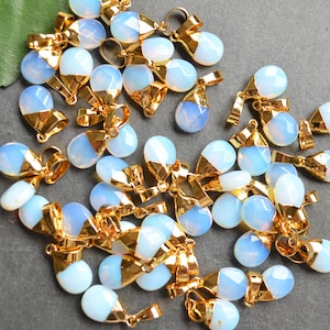 Opalit Facettierter Wassertropfen Anhänger mit gold galvanisierten Kanten, Kristall Schmuck Anhänger