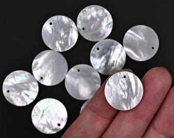 Colgantes redondos de concha con forma de moneda de nácar de 20 mm