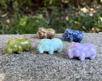 1.4 inch Carved crystal hippo , carved Crystal Animal, Gemstone hippo Sculpture ,hippo carving,  Home Decor, healing crystal