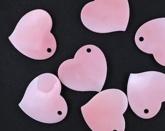 Queen Conch Heart Cabochon, Mother of Pearl Jewelry Findings (32mm) E013