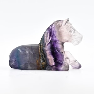 Cheval en cristal sculpté de 2 po., animal en cristal sculpté, sculpture de cheval en fluorite en pierre précieuse, sculpture de cheval, décoration d&#39;intérieur, cristal de guérison, B0108