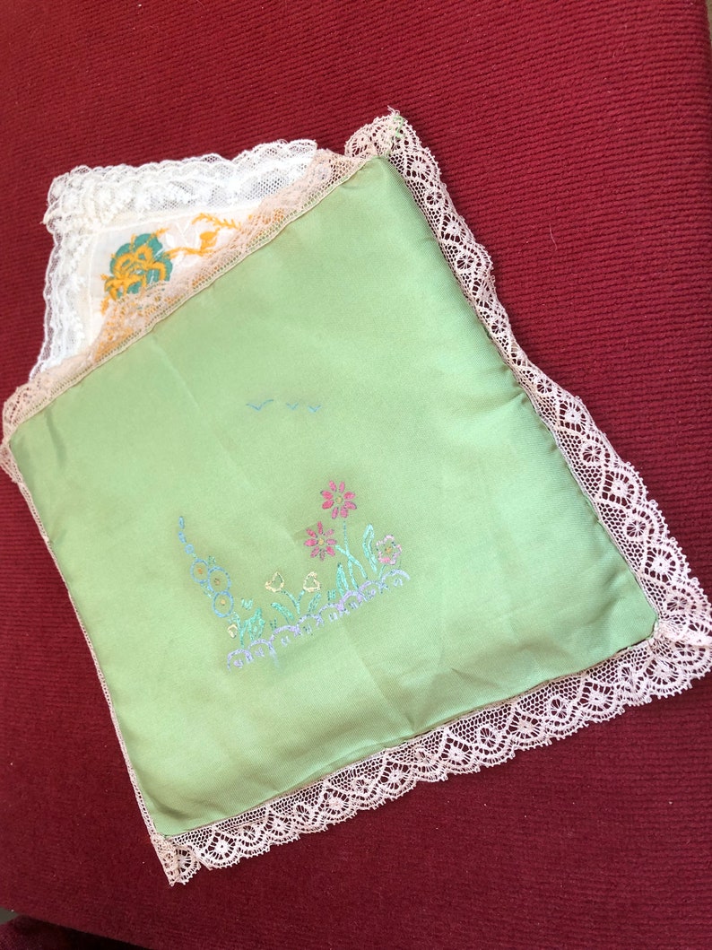 Vintage 1930s Handkerchief Sachet image 1