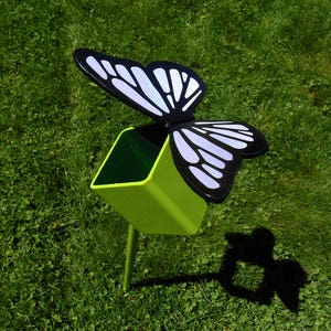 Butterfly Garden Stake , Butterfly Metal Sculpture, Garden Sculpture, Butterfly garden Art, Lawn Decor, Gift for Dad, Metal garden Stake