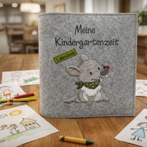 Kindergartenordner Ordner-Portfolio mit Doodlestickerei Wolf, personalisierbar mit Name, Kindergartenzeit