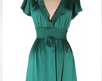 BCBG Max Azria Vintage 92% Silk Flutter Sleeve Smocked Dress