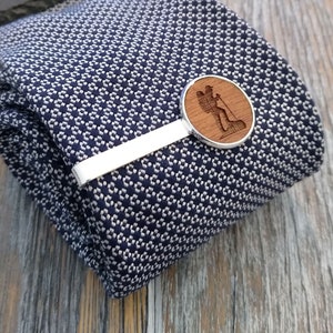 Hiking Tie Clip, Wooden Tie Bar, 5th Anniversary Wedding Present, Gift for Dad, Groomsmen, Usher, Birthday