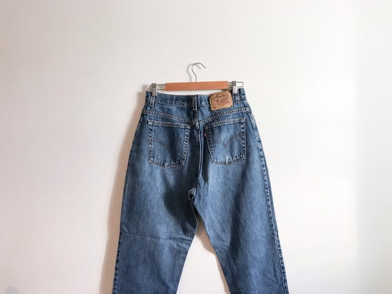 Classic High Waisted Levi Denim — Vintage