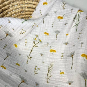 Chamomile Muslin Cotton double gauze, Floral pattern gauze, Baby cotton Muslin,Double layer gauze fabric, Fabric by the 1 yard,width160 cm