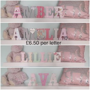 10 cmの木製文字、洗礼ギフト、女の子の保育園の文字、自立型木製文字、新生児ギフト