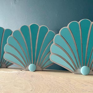 Perchero con forma de concha, perchero personalizado, decoración de habitación con conchas, regalo con conchas