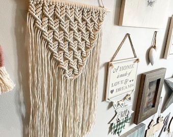 Macrame wall hanging, Boho wall decor, macrame wall art, various sizes and colours