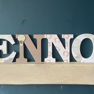 Letras de madera, letras para estantería de niños, decoración infantil, letras de madera de 20 cm, letras de madera para guardería, regalo de bautizo, regalo de ceremonia de nombramiento