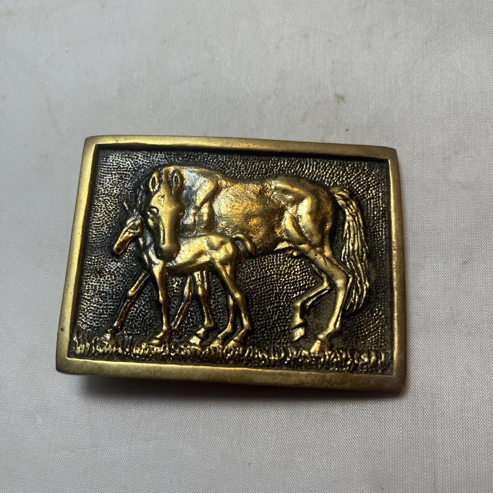 Vintage BTS Solid Brass 1978 Mare And Foal Buckle Leather Belt Horse Foal Solid Brass Belt Buckle BTS 1978 VINTAGE UNIQUE  main image 3
