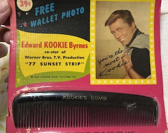 77 SUNSET STRIP Edward “Kookie” Byrnes 1959 Vintage Comb & Wallet Photo
