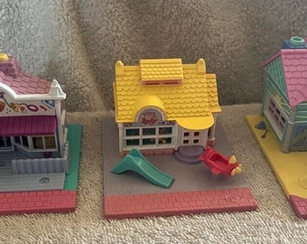 Vintage 1993 Bluebird Toys Polly Pocket Pet Store Toy Store Cafe