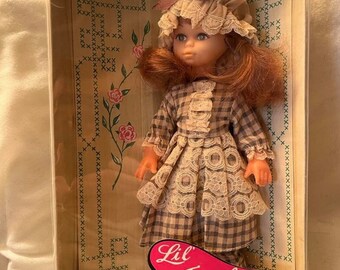 Uneeda Lil' Agatha Early Americana Style Doll in Box REDHEAD Style 71050 IN BOX