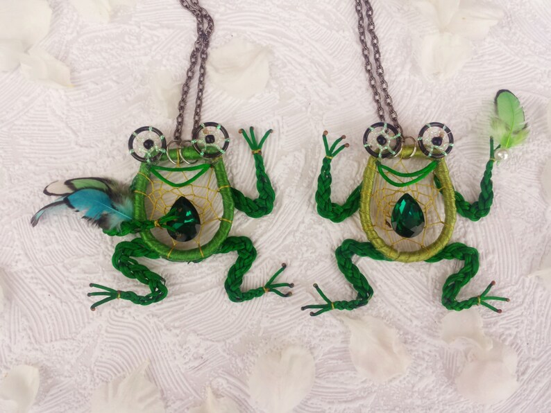 BFF Animal Dream Catcher Necklace Dream Necklace Green Frogs Etsy
