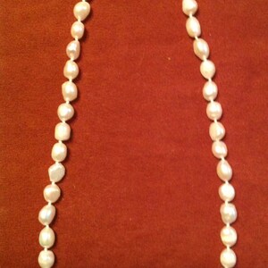 White Cultured Pearl Necklace image 2