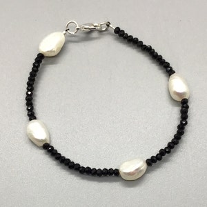 Stunning Black Spinel and Cultured Pearl Bracelet