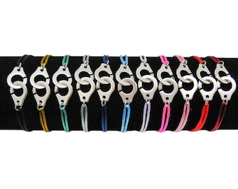 Bracelet menottes sur cordon satin - Bracelet personnalisable