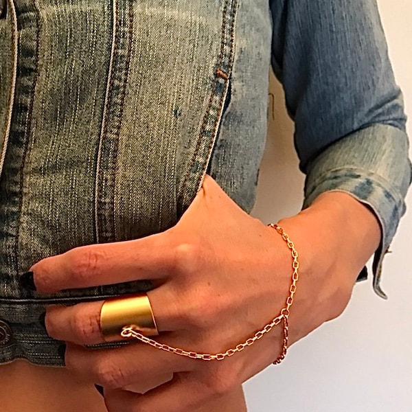 Ring Bracelet, Gold Hand Bracelet, Slave Bracelet, Boho Jewelry, Ring Chain Bracelet, Statement Gold Bracelet, Body Jewelry, Finger Bracelet