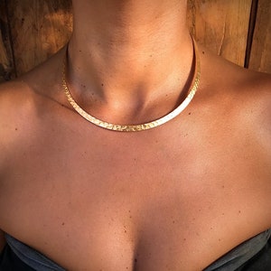 Choker Halskette, Manschette Halskette, Tribal Halskette, Kragen Halskette, Boho Choker, Boho Schmuck, Gold Choker, Halsband, Halsband gehämmert