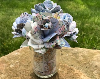 Map Roses with Stems, Map Flowers, Travel Theme Decoration, Traveler Gift, First Year Anniversary Gift, Teacher Gift, Gift For Her