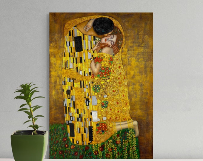 Premium Quality Poster: Gustav Klimt Art Print "The Kiss" Klimt Print Reproduction Abstract Decor