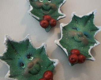 ceramic holly leaf Christmas holiday refrigerator magnets set of 3 Christmas decoration