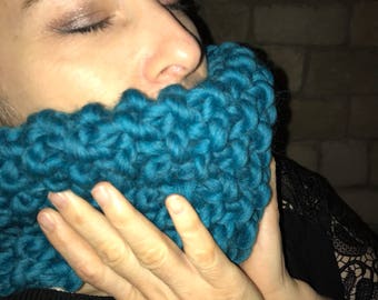 Turquoise Cowl