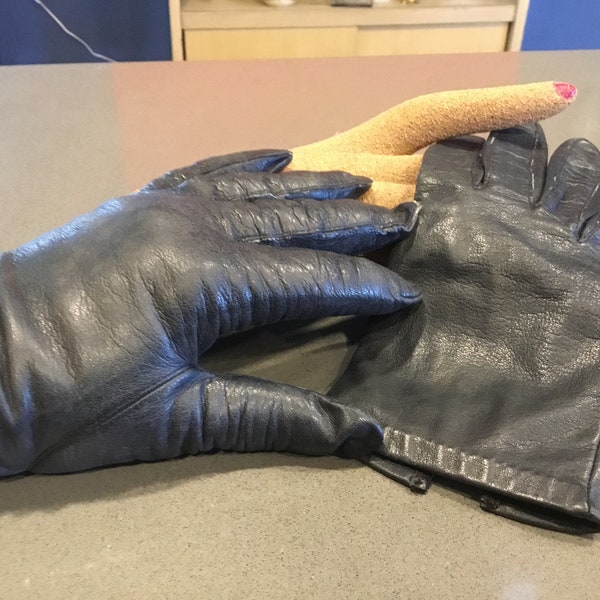 Womens navy vintage leather gloves, blue small, dark navy womens form fitting leather gloves size 7 dark blue - almost black cotton lined