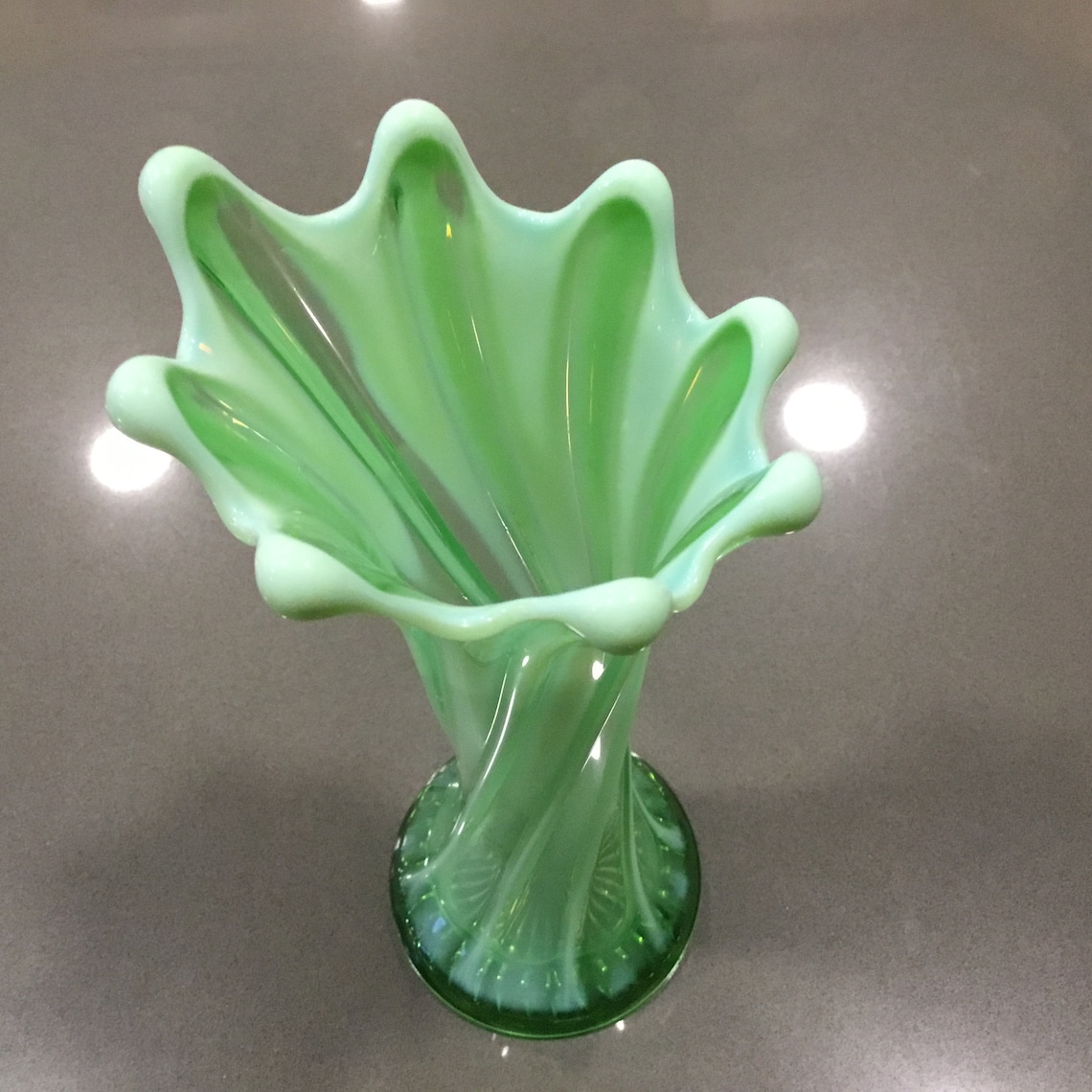 Vaseline Uranium Glass Green Vasevintage Twisted Flutedcut Etsy