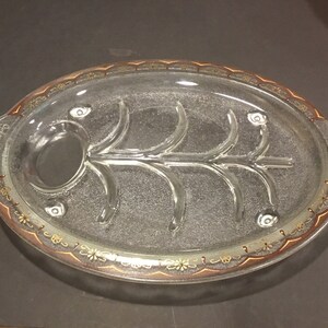 Glass fish serving dish fish skeleton brown & gold design on clear textured glass, oval with 4 feet vintage fish serving dish 1960s 1970s image 9