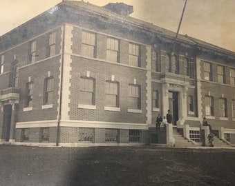 Picture of Army Building of Fort Sill Oklahoma 1916 photo black/white gothic photo jumbo postcard, 4 people on the stairs, vintage Victorian