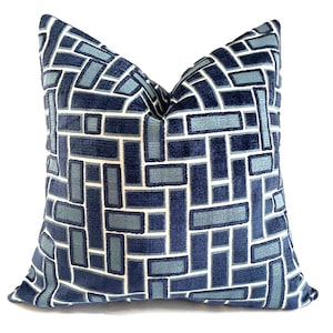 Blue Geometric Velvet Pillow Cover Set: Luxurious Throw Pillows