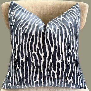 Blue Velvet pillow cover, Contemporary Luxurious Throw pillows, 20x20, 22x22, 24x24 pillow cases