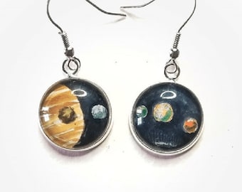 Jupiter earrings. Jupiter and 5 of its moons Hand-painted in watercolor. Miniature paintings, Wearable art earrings, Planets and space