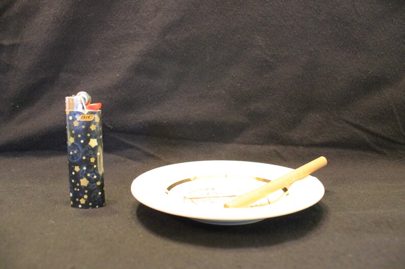 Adult Humor Novelty Ashtray Vintage Virginia Travel Souvenir Butcher Free Meat