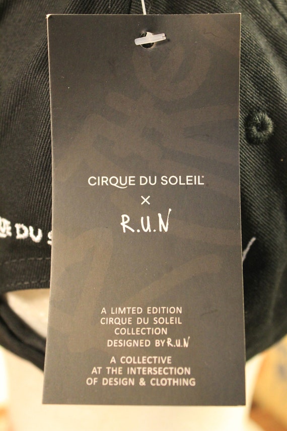 Cirque Du Soleil x R.U.N. On The Run Adjustable V… - image 8
