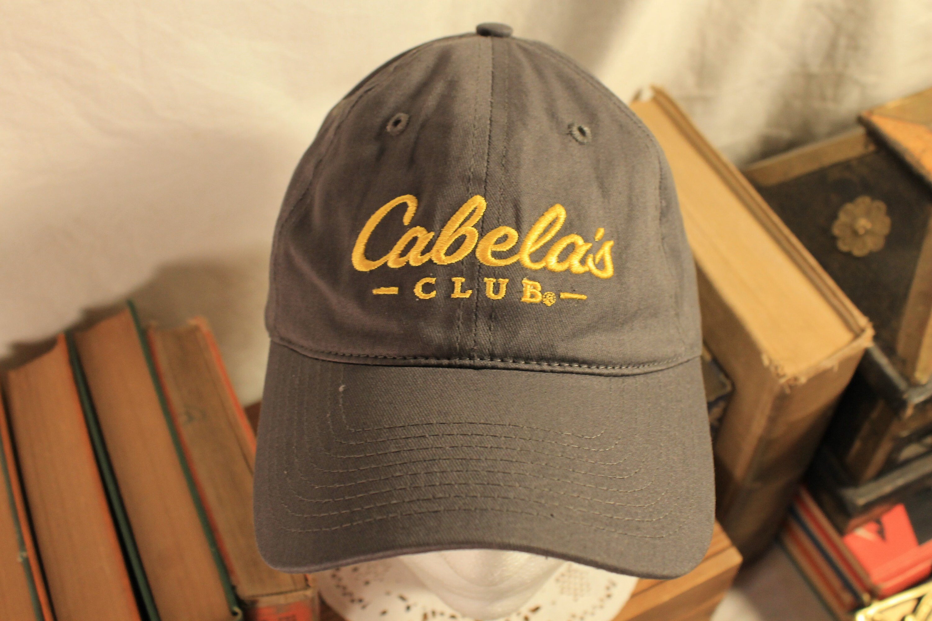 Vintage Cabela's Club Adjustable Truckers Hat/baseball Cap One Size Fits  Most Gray With Yellow Embroidery 0189 -  Denmark