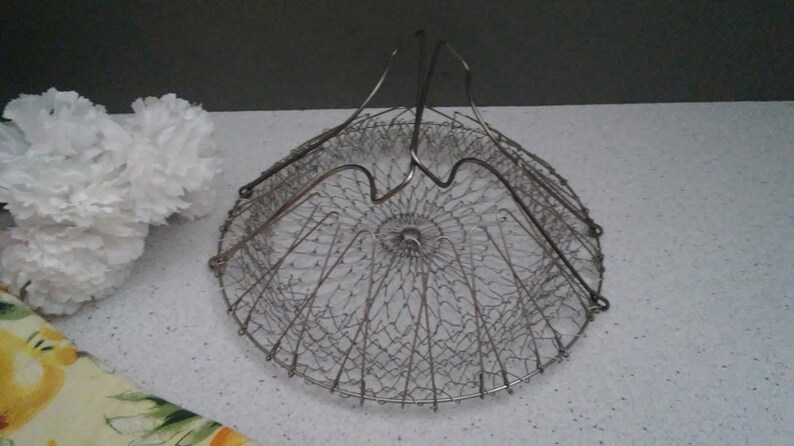 Metal Collapsible Egg Basket Collection of Eggs Steamer Boil Etsy/'s Vintage Kitchen