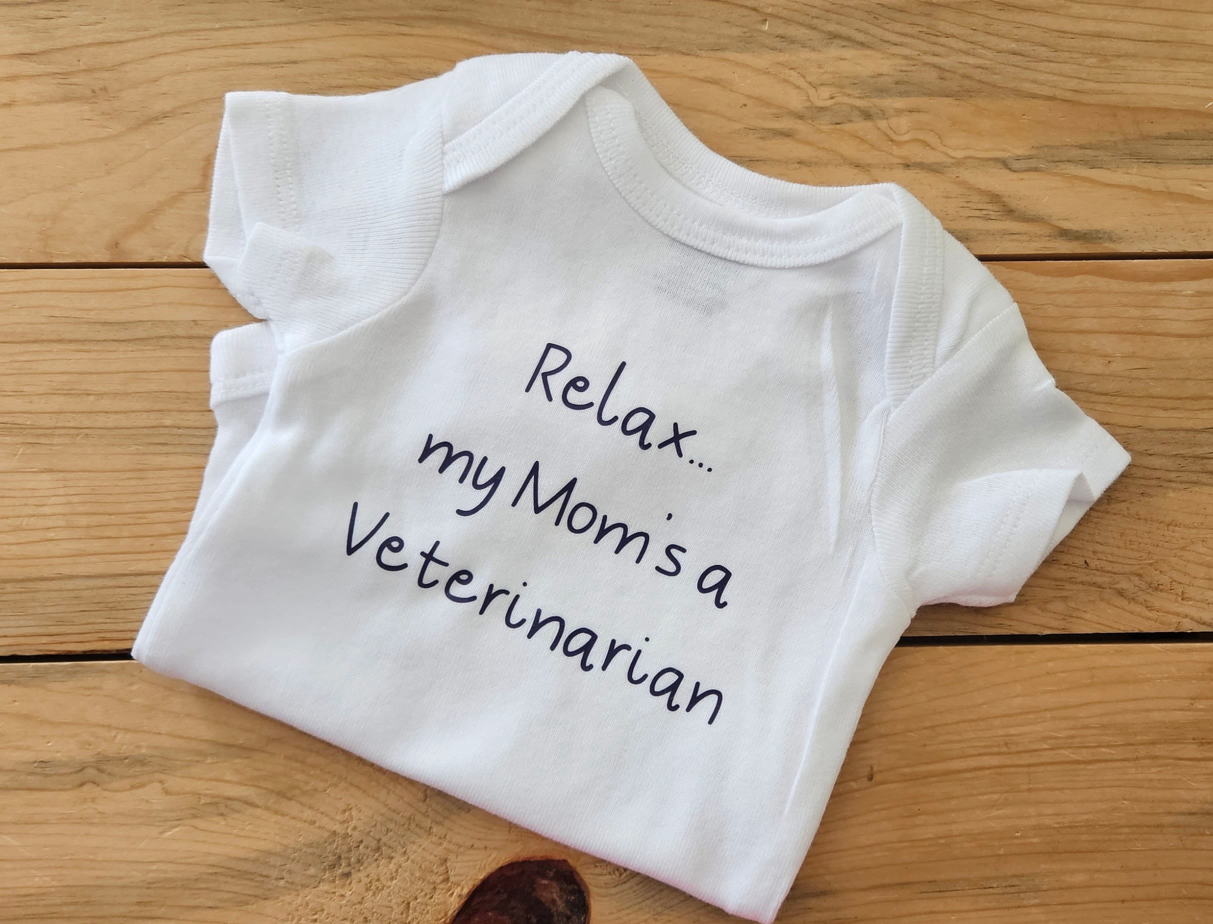 Relax My Mom is A Veterinarian Baby Clothes, Gift for Veterinarian ...