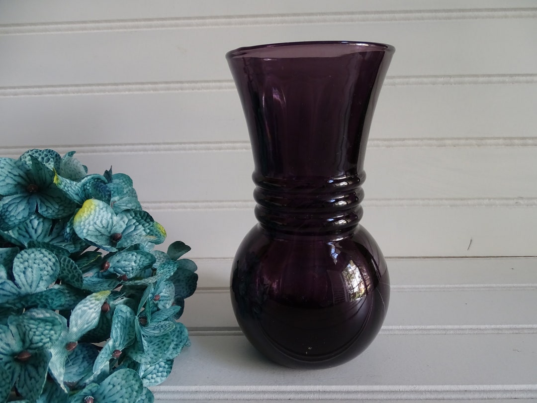 Vintage Purple Glass Vase Amethyst Colored Glass Ringed Etsy